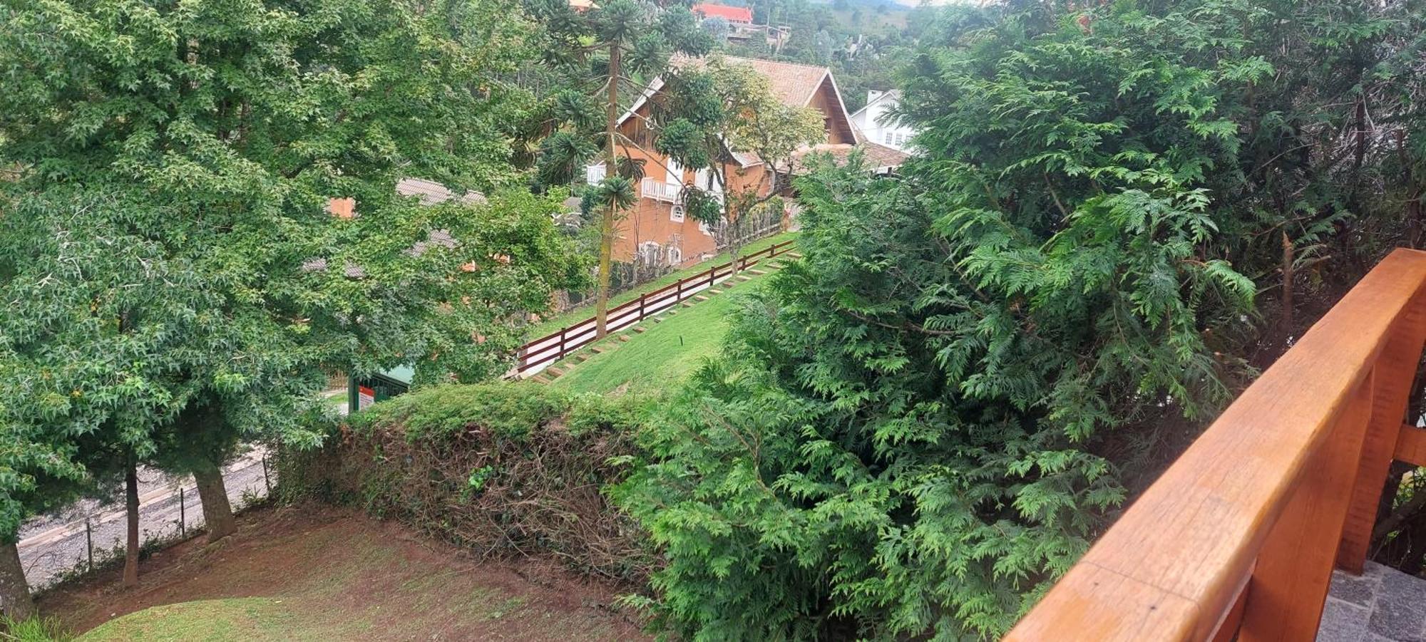 Hotel Chale Com Hidromassagem Da Vick Campos do Jordão Exterior foto