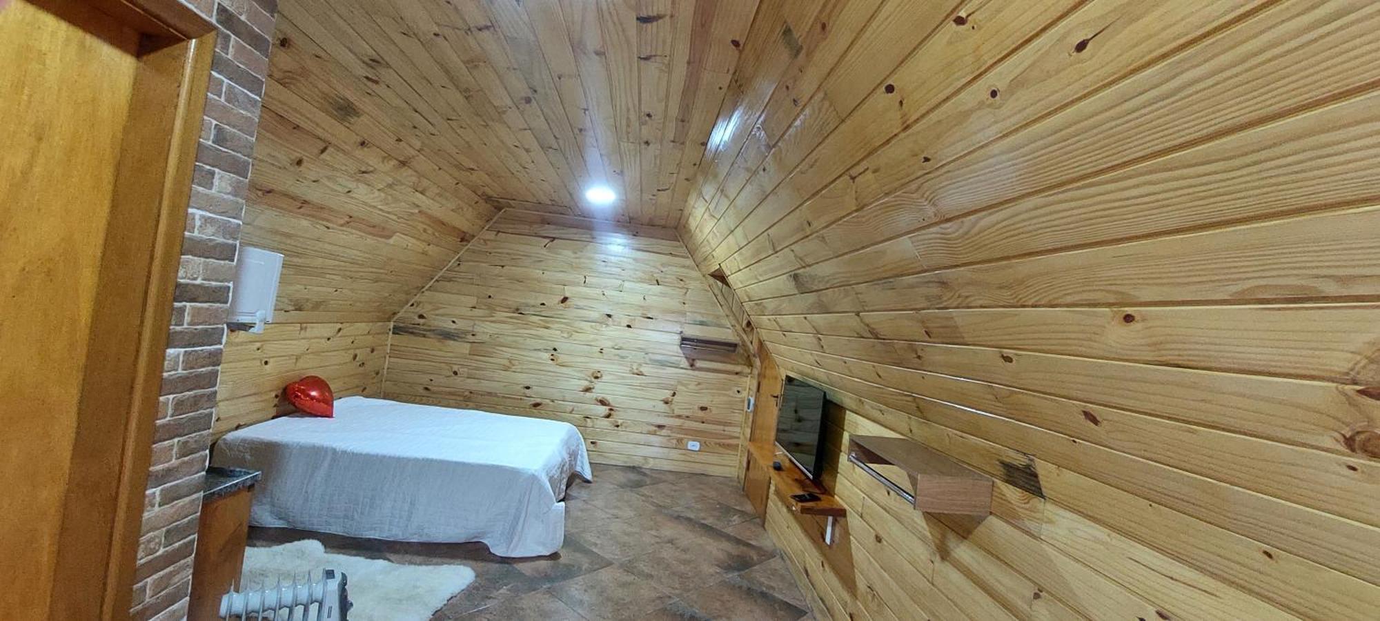 Hotel Chale Com Hidromassagem Da Vick Campos do Jordão Exterior foto